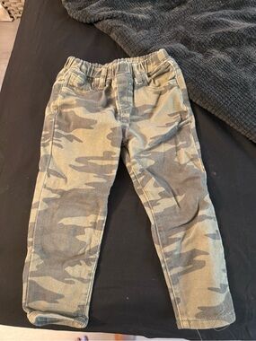 SHEIN Kids Camo Pull-On Jeans in Olive and Tan